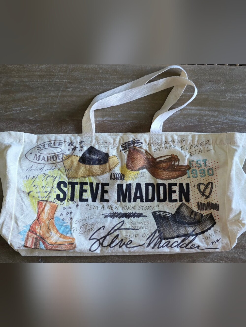 Steve Madden XL Canvas Tote Bag Platform Shoe Print. Top Zip Close Beach Travel
